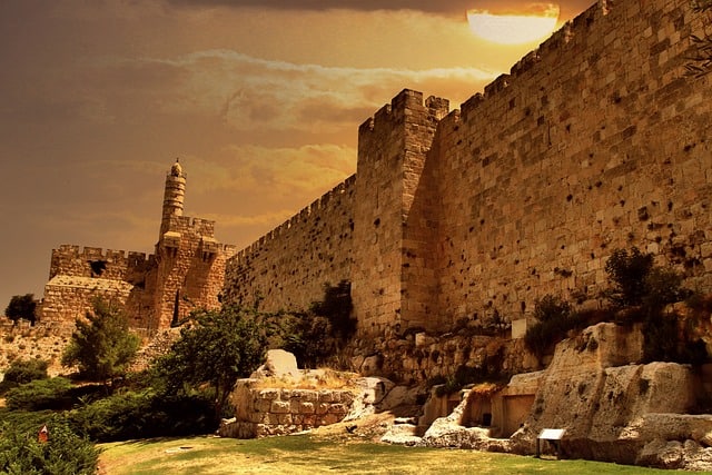ירושלים, הכותל המערבי, הר הבית, מוזיאון ישראל ועוד